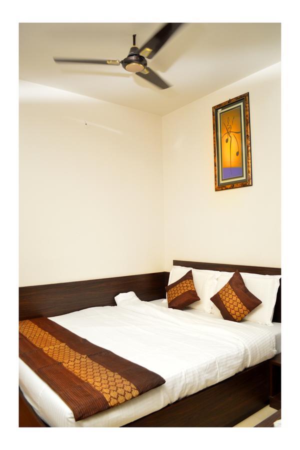 Hotel Abhinandan Inn Jaipur Luaran gambar
