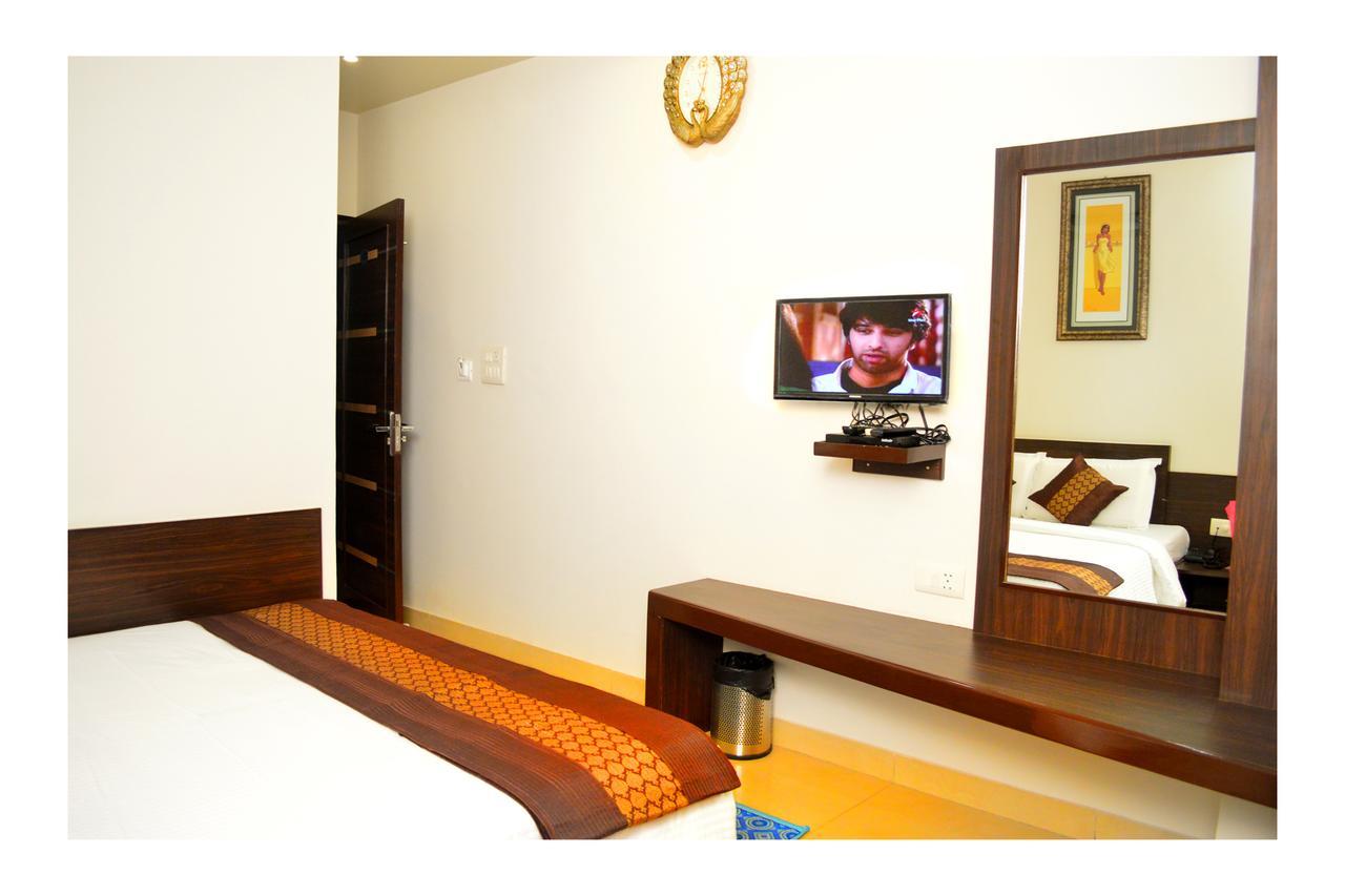 Hotel Abhinandan Inn Jaipur Luaran gambar