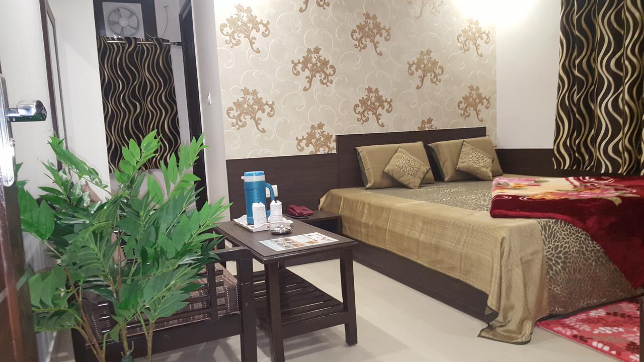 Hotel Abhinandan Inn Jaipur Luaran gambar